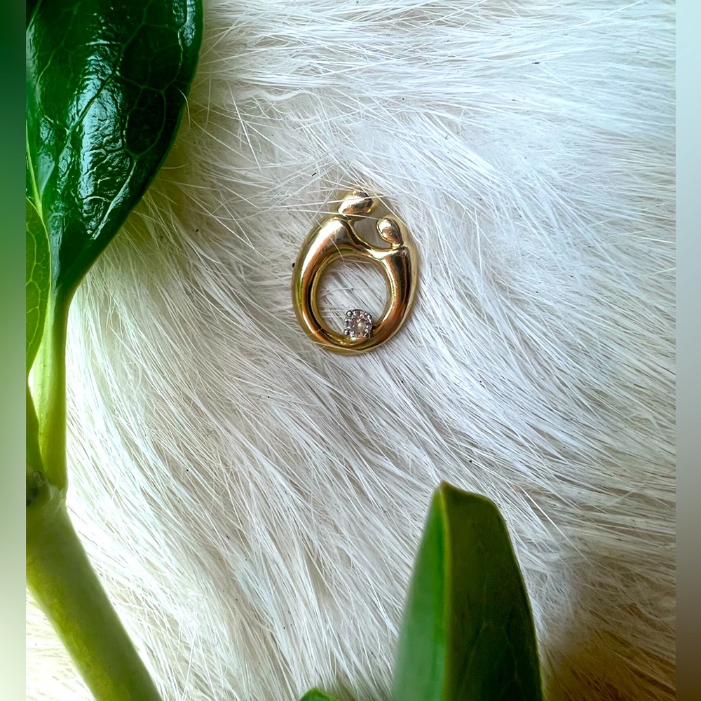 Mother & Daughter Solid Gold Pendant with Diamond Accent